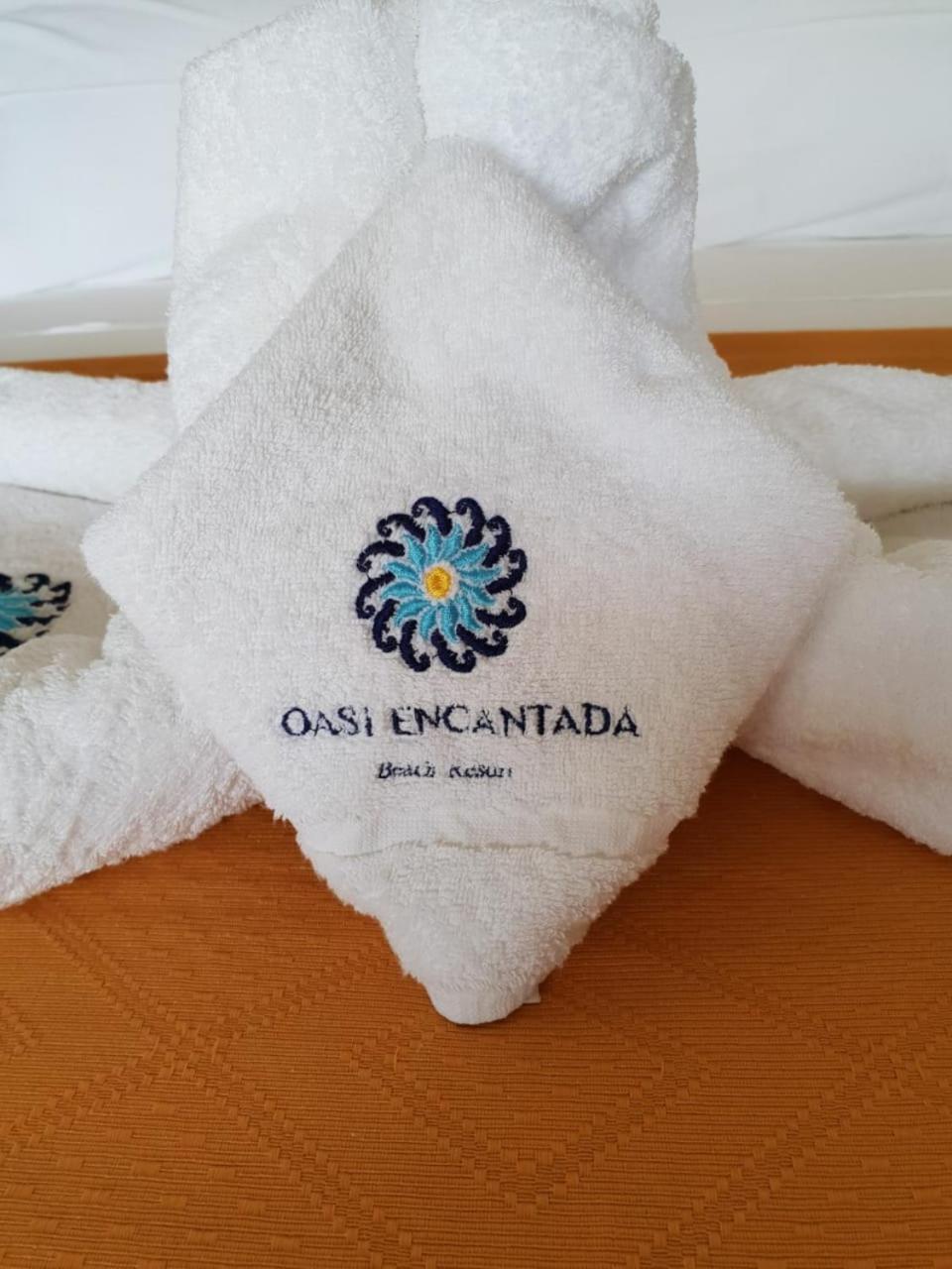 Barahona Oasi Encantada - Beach Resort מראה חיצוני תמונה