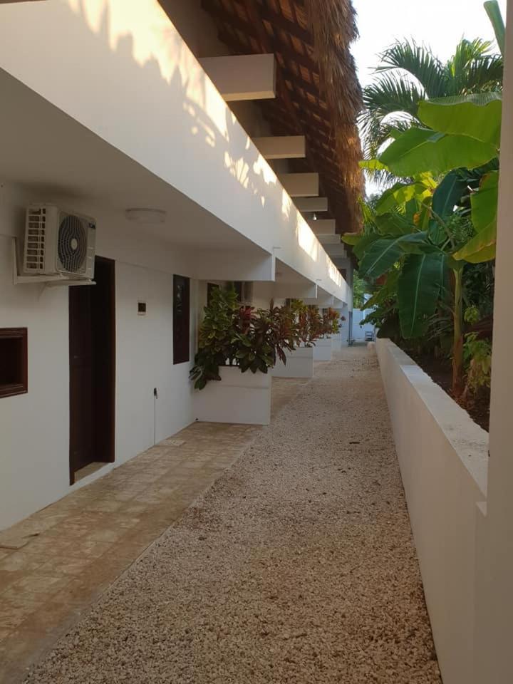 Barahona Oasi Encantada - Beach Resort מראה חיצוני תמונה