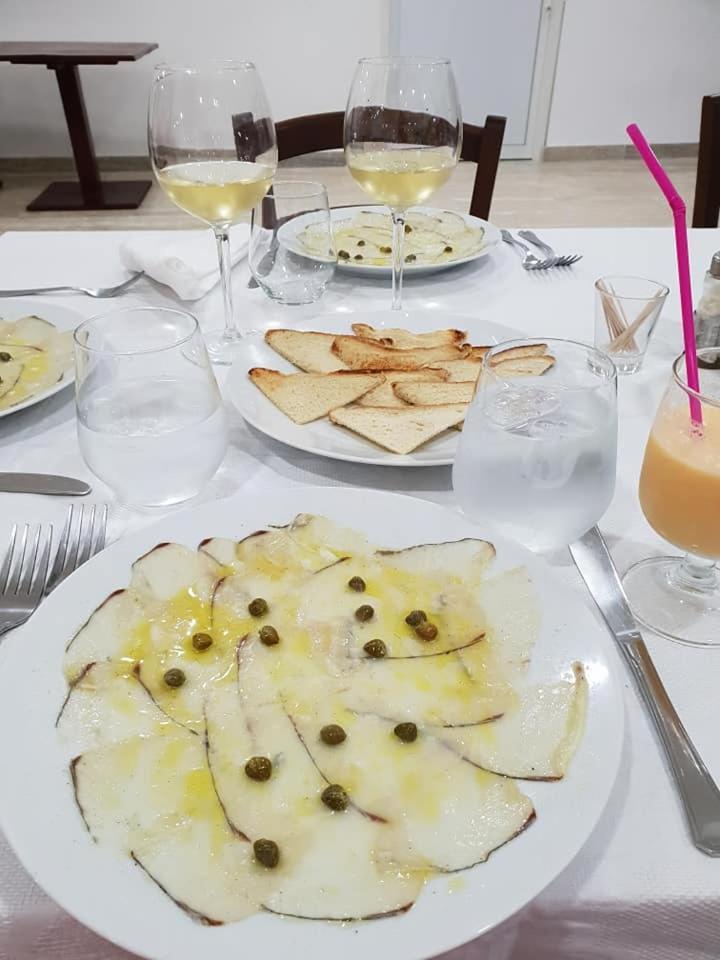 Barahona Oasi Encantada - Beach Resort מראה חיצוני תמונה